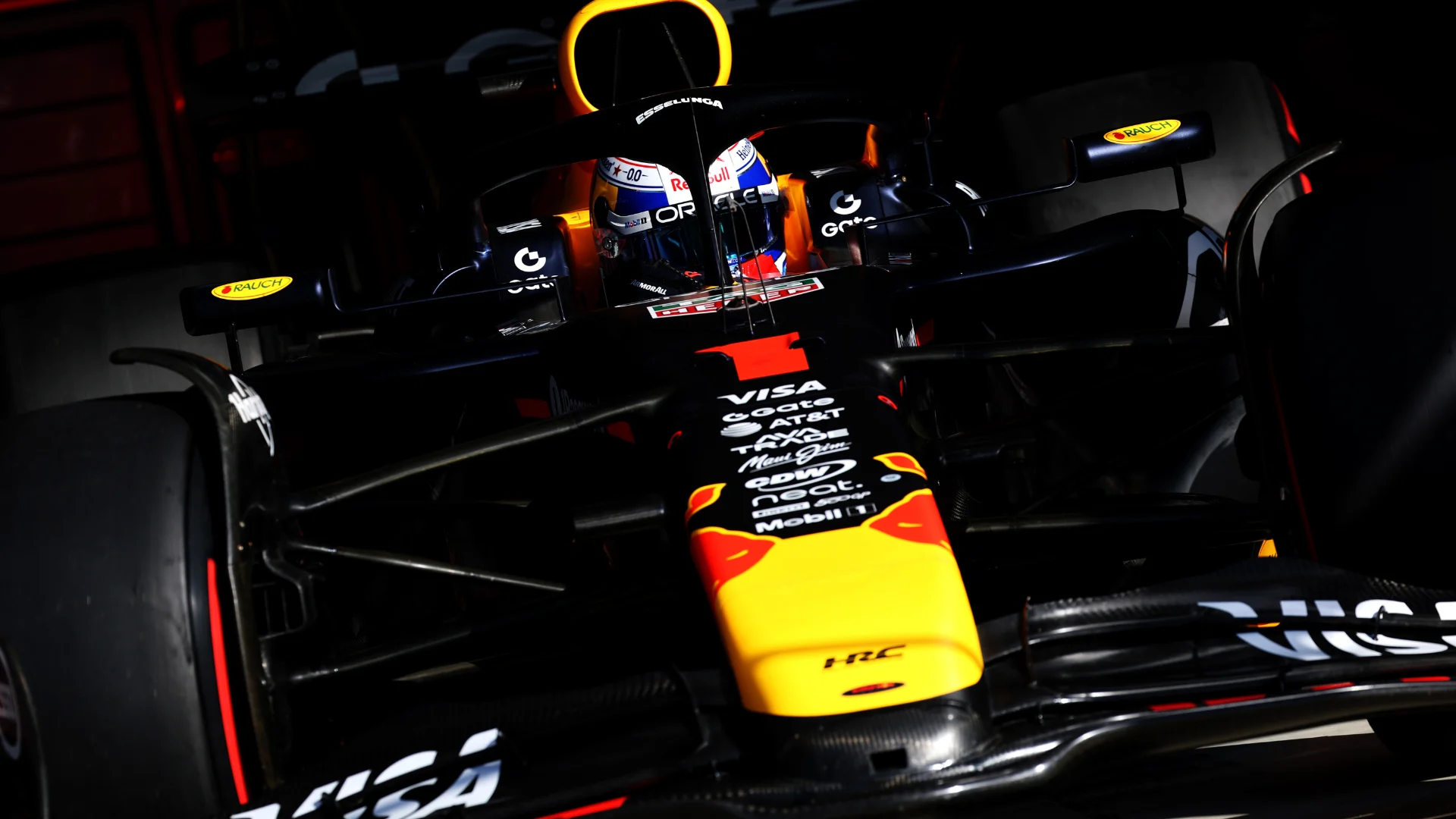 MONZA, ITALY - SEPTEMBER 06: Carlos Sainz of Spain driving the (55) Williams FW47 Mercedes on track